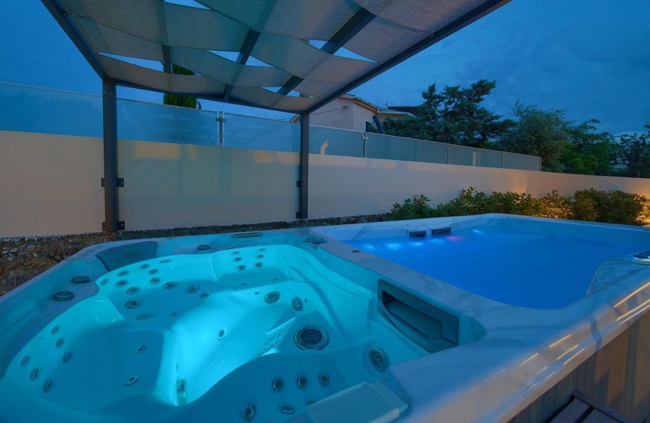 Holiday House Sea & Sun Residence Rasopasno 외부 사진