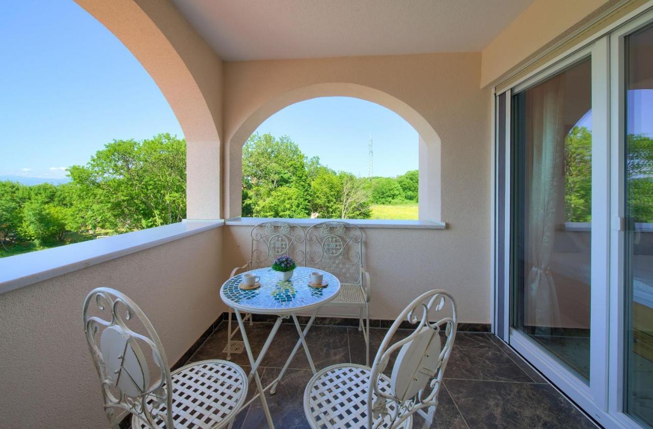 Holiday House Sea & Sun Residence Rasopasno 외부 사진